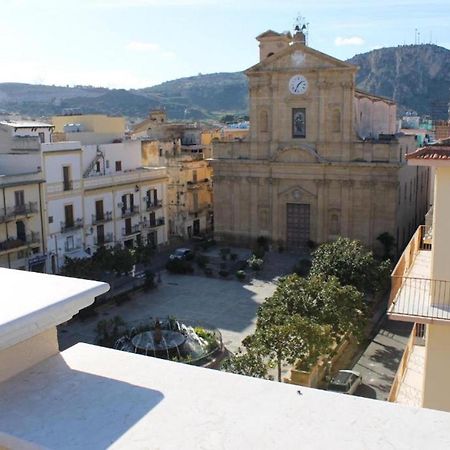 Solemar Sicilia - Piazza Duomo Apartment Bagheria Exterior foto